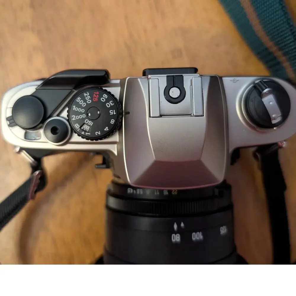 Nikon FM10 manual Focus Film Camera